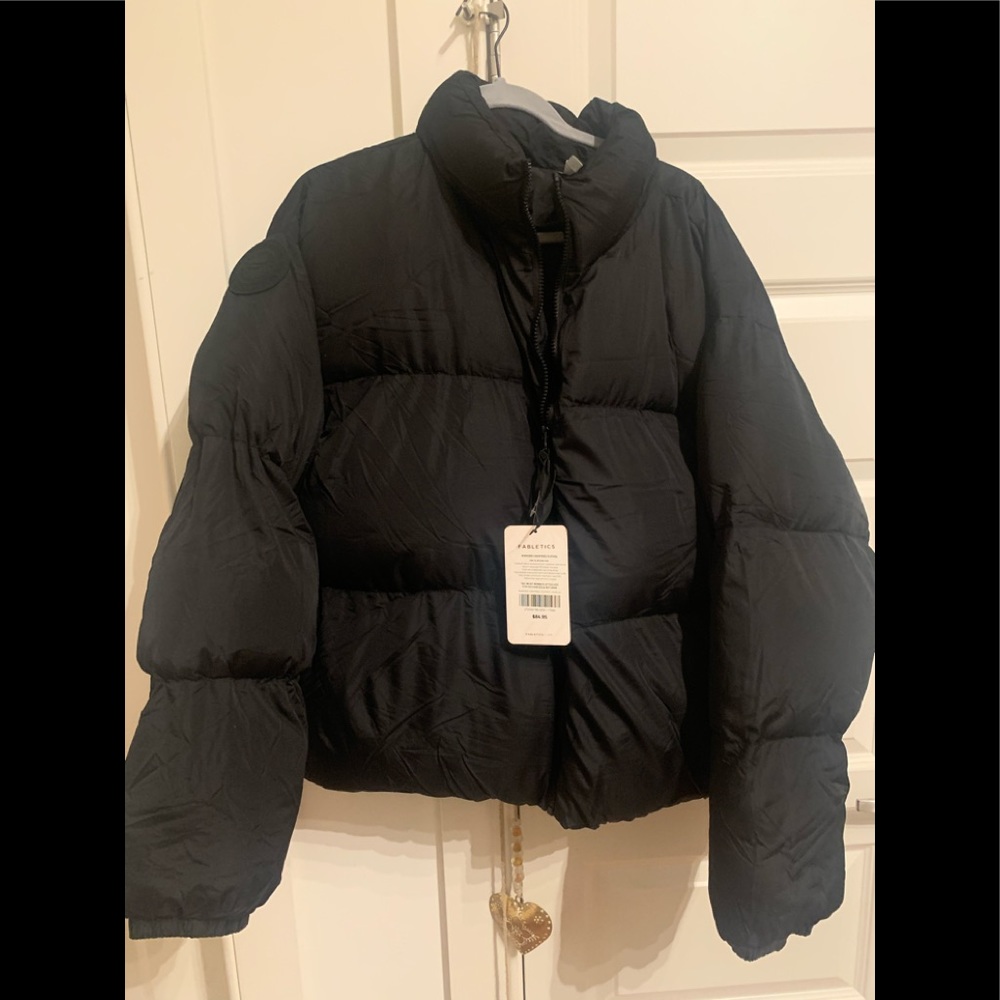 Fabletics Wander Cropped Puffer Black 3X